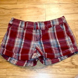 EUC Size 3/4 Maurice’s Berry Red Super Cute Plaid Shorts.